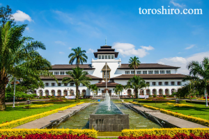5 Bangunan Bersejarah yang Ada di Kota Bandung